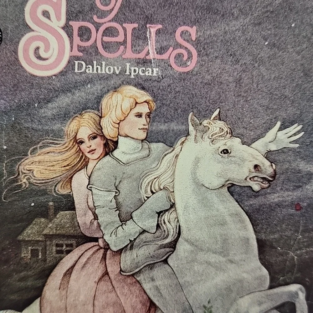 The‎ Queen of Spells Dahlov Ipcar Vintage Fantasy PB 1st laurel (1975)